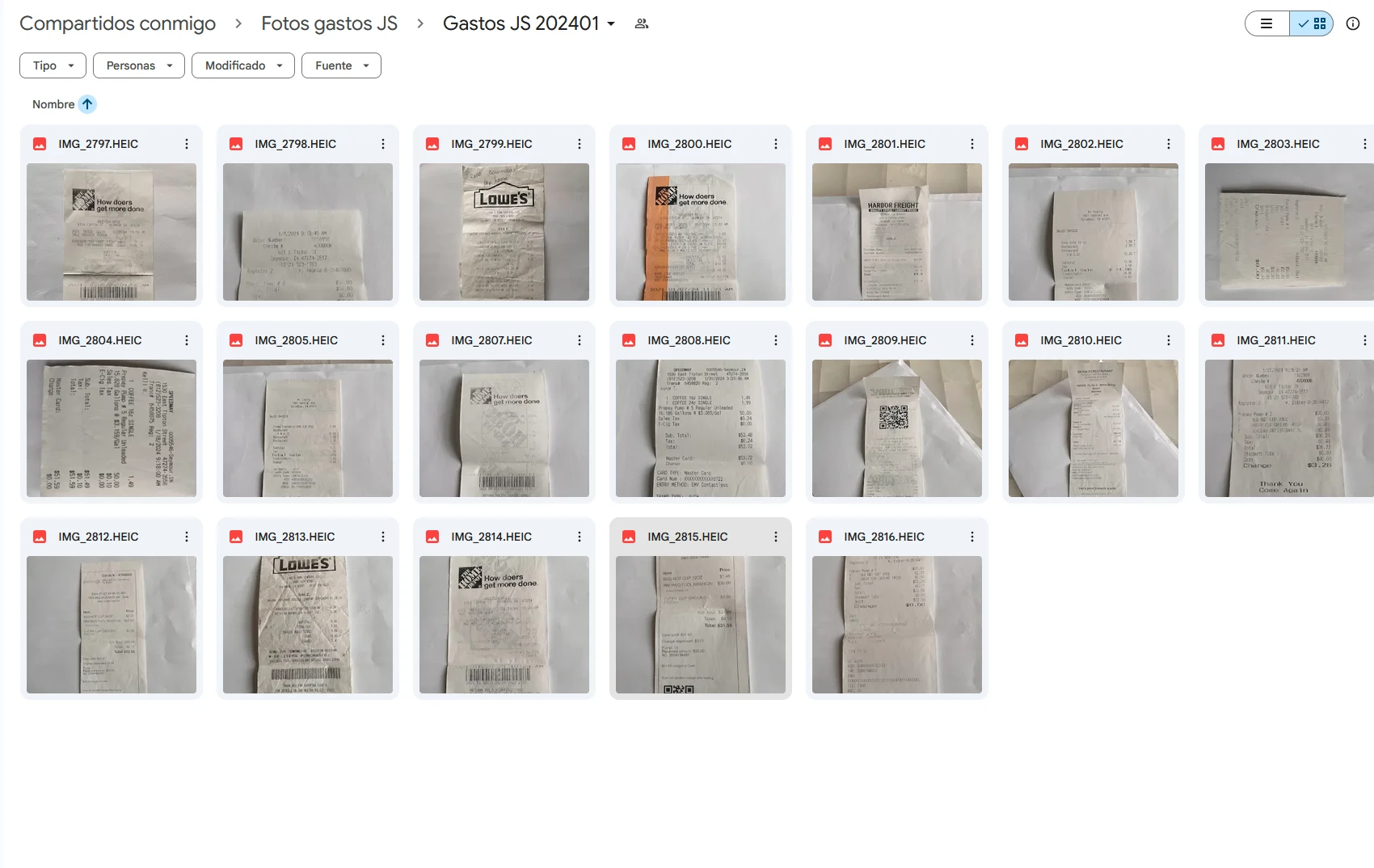 Carpeta de Drive con las fotos de recibos de gasolina y materiales que detonan la automatización